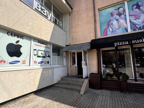коммерческая по адресу Довженко ул., 2