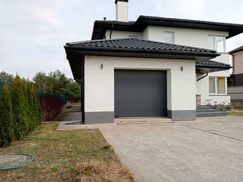 будинок за адресою Райдужна