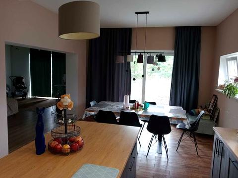 будинок за адресою Райдужна