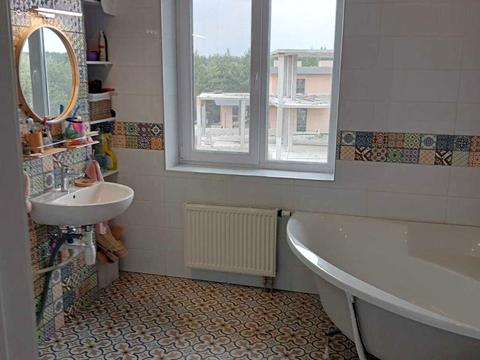 будинок за адресою Райдужна