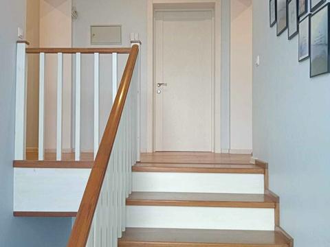 будинок за адресою Райдужна