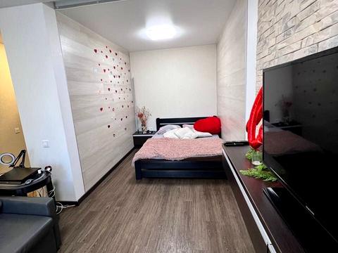 квартира за адресою Гідропаркова вул., 13