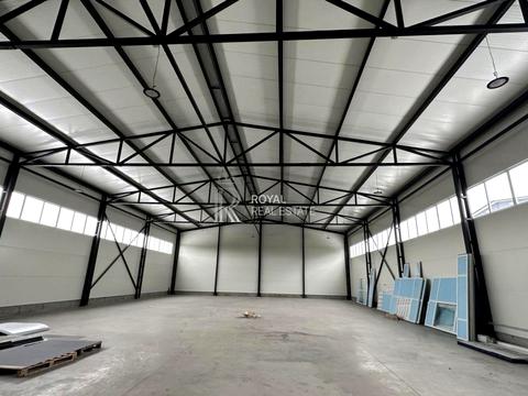 комерційна за адресою Центральна вул., 2-А