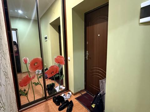 квартира за адресою Володимира Івасюка вул., 56