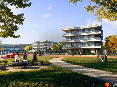 комерційна за адресою Паркова вул., 7