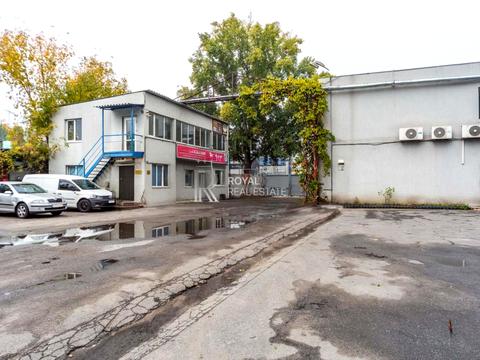 комерційна за адресою Здолбунівська вул., 7-А