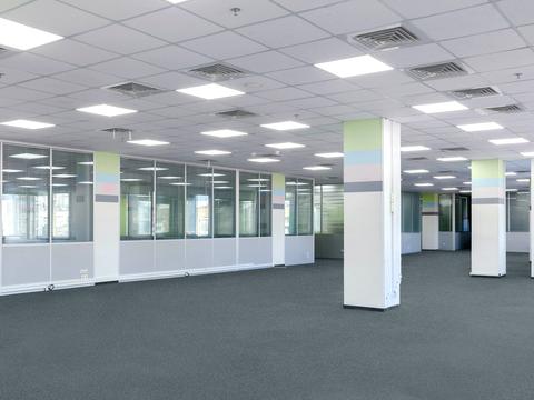 комерційна за адресою Жилянська вул., 75