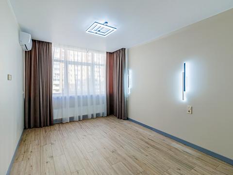 квартира за адресою Олександра Олеся вул., 1