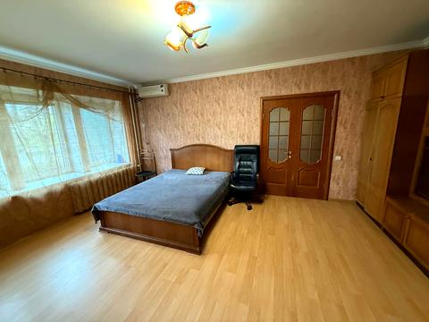 квартира за адресою Михайла Котельникова вул., 37