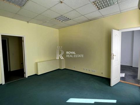 комерційна за адресою Пирогова вул., 246