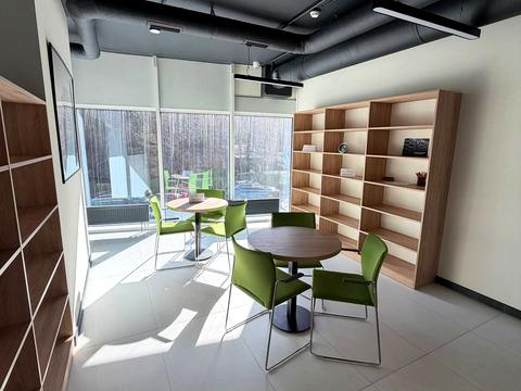 комерційна за адресою Голосіївський просп. (40-річчя Жовтня), 78/2