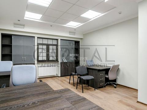 коммерческая по адресу Гончара Олеся, 1