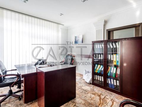 комерційна за адресою Григорія Гуляницького вул. (Московська), 28-Г