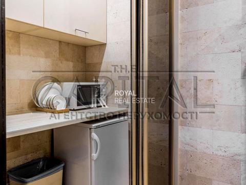комерційна за адресою Григорія Гуляницького вул. (Московська), 28-Г