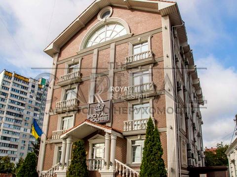 комерційна за адресою Григорія Гуляницького вул. (Московська), 28-Г