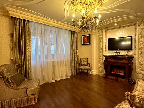 квартира за адресою Дніпровська набережна вул., 19-В