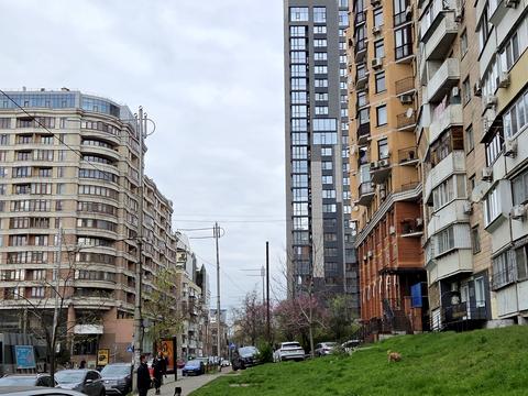 квартира по адресу Жилянская ул., 76