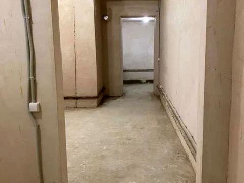 комерційна за адресою Павла Загребельного вул. (Миколи Раєвського), 25