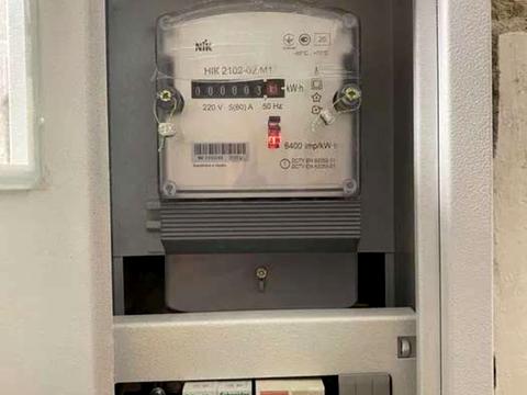 комерційна за адресою Павла Загребельного вул. (Миколи Раєвського), 25