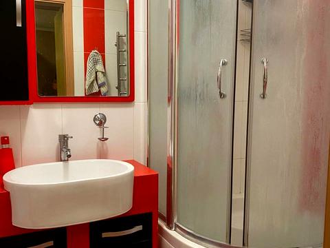 квартира по адресу Раисы Окипной ул., 5-А