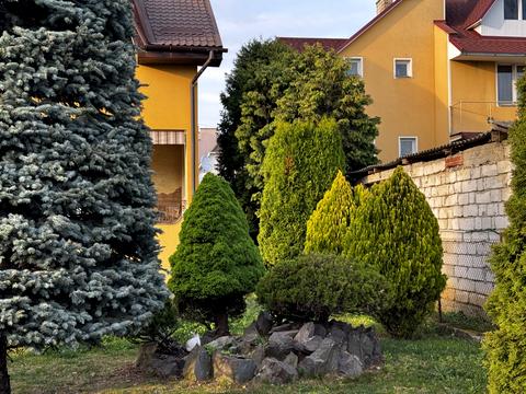 дом по адресу Українська, 13