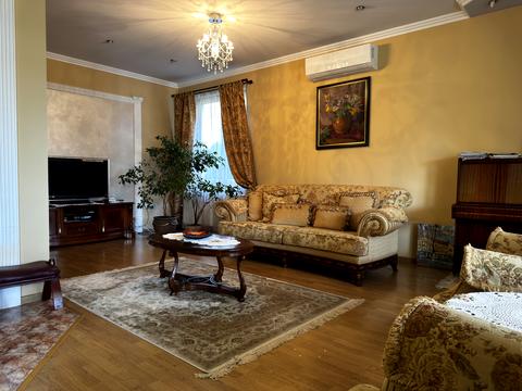 дом по адресу Українська, 13