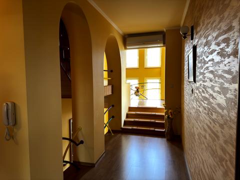 дом по адресу Українська, 13