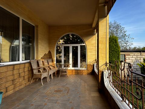 дом по адресу Українська, 13