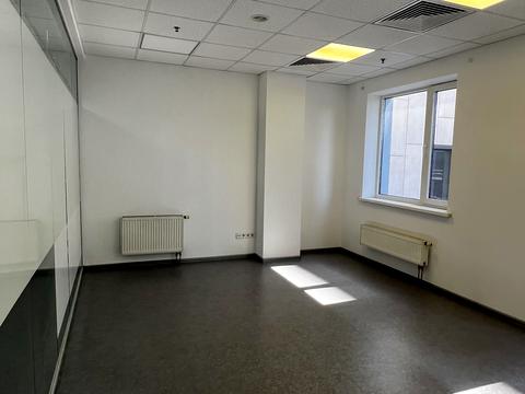 коммерческая по адресу Киев, Фізкультури ул., 28
