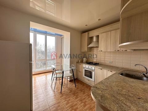 квартира по адресу Володимирська ул., 1