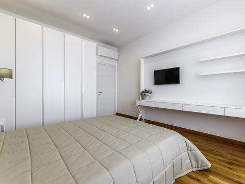 квартира за адресою Андрія Верхогляда вул. (Михайла Драгомирова), 15