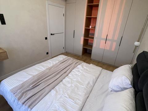 квартира по адресу Олександра Олеся ул., 27-А