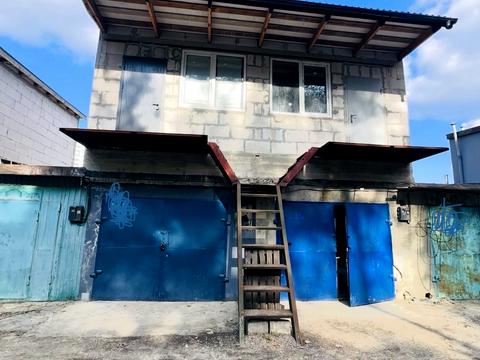 паркомісце за адресою Світла вул., 6б