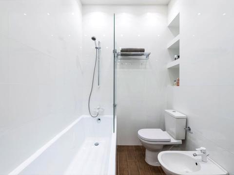 квартира по адресу Андрея Верхогляда ул. (Михайла Драгомирова), 17