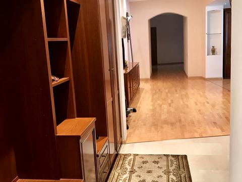 квартира за адресою Андрія Верхогляда вул. (Михайла Драгомирова), 4