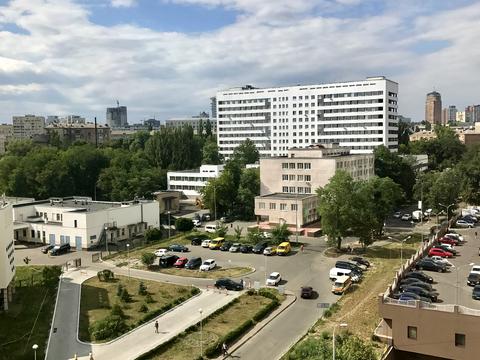 квартира за адресою Андрія Верхогляда вул. (Михайла Драгомирова), 4