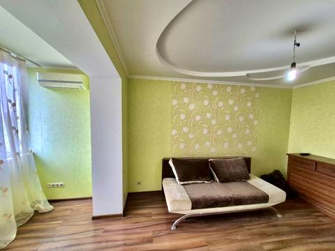 квартира за адресою Небесної Сотні просп. (Маршала Жукова), 85
