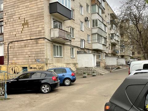 квартира за адресою Олександра Борисенка вул. (Короленка), 3