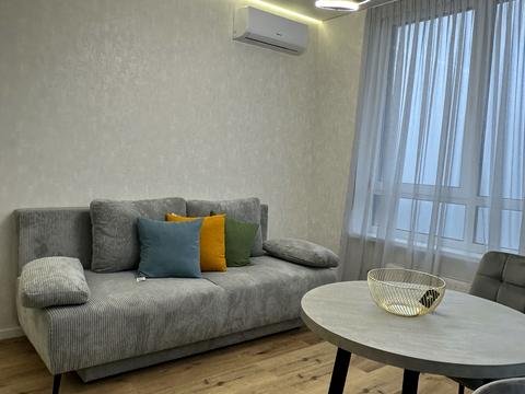 квартира за адресою Дніпровська набережна вул., 15-К