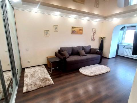 квартира за адресою Дмитра Яворницького просп. (Карла Маркса), 7