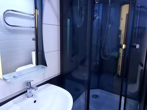 квартира за адресою Дмитра Яворницького просп. (Карла Маркса), 7