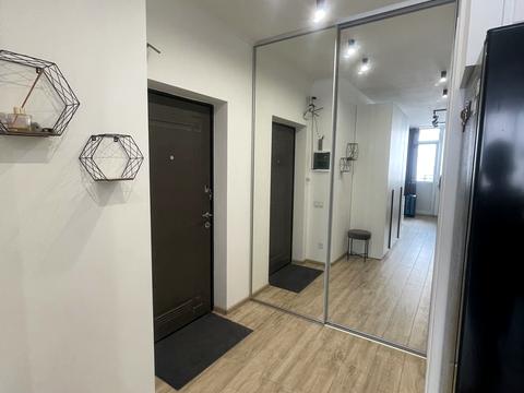 квартира за адресою Академіка Амосова вул., 12