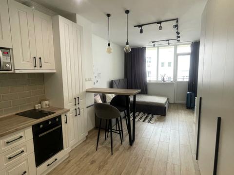 квартира за адресою Академіка Амосова вул., 12