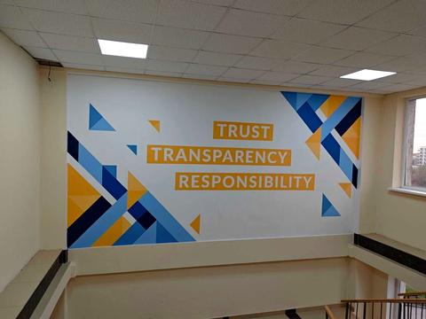 комерційна за адресою Пасічна вул., 93