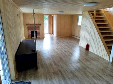 будинок за адресою Набережно-Корчуватська вул.
