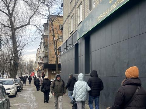 комерційна за адресою Дорогожицька вул., 15