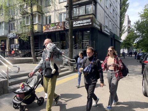 комерційна за адресою Дорогожицька вул., 15