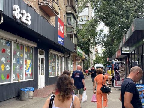 комерційна за адресою Дорогожицька вул., 15