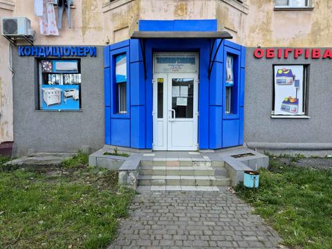 комерційна за адресою Свободи просп., 69