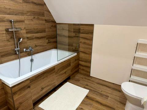 будинок за адресою Олександра Саєнка вул.